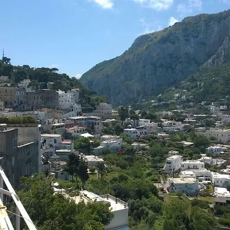 Luxury Flat At 50mt From Piazzetta,best View Capri